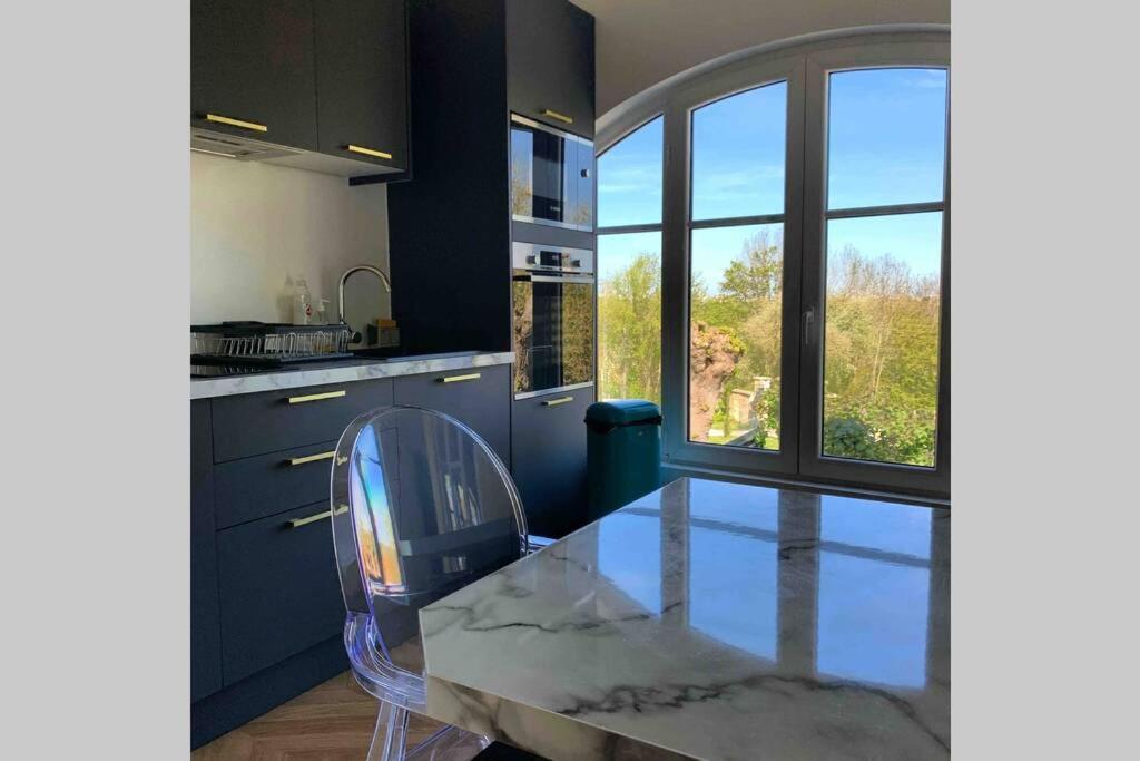 Le Lodge Des Villettes Jouy-le-Moutier Esterno foto