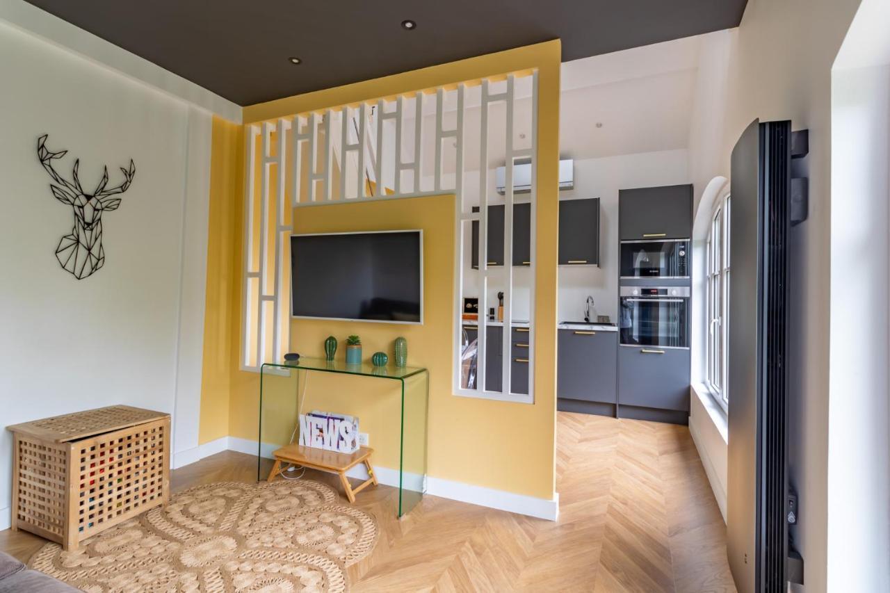 Le Lodge Des Villettes Jouy-le-Moutier Esterno foto